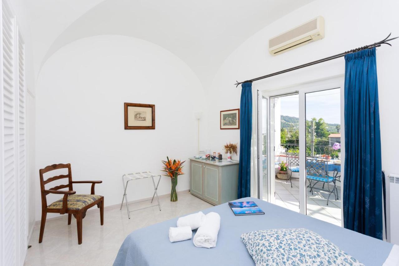 مبيت وإفطار أناكابْري La Ninfa Di Capri المظهر الخارجي الصورة